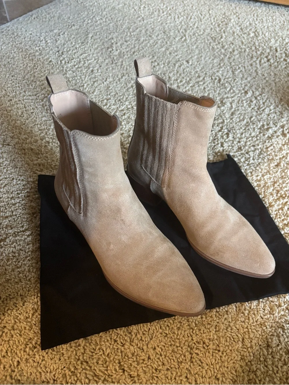 Banana Republic Beige Suede Pointed Ankle Boots